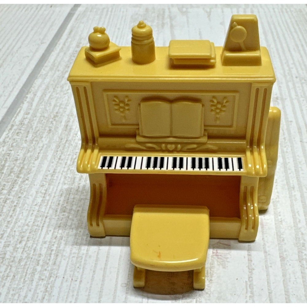 FISHER PRICE Sweet Streets Dollhouse yellow Piano 2 1/2 inch